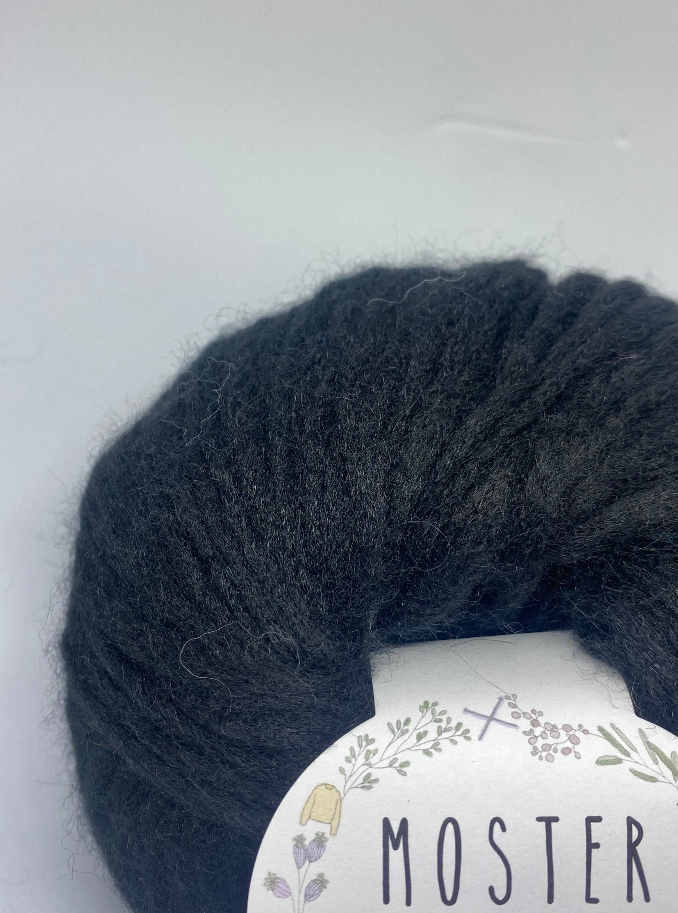 CHARCOAL (BABY ALPACA MERINO WOOL)